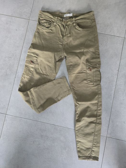 Spodnie bershka khaki