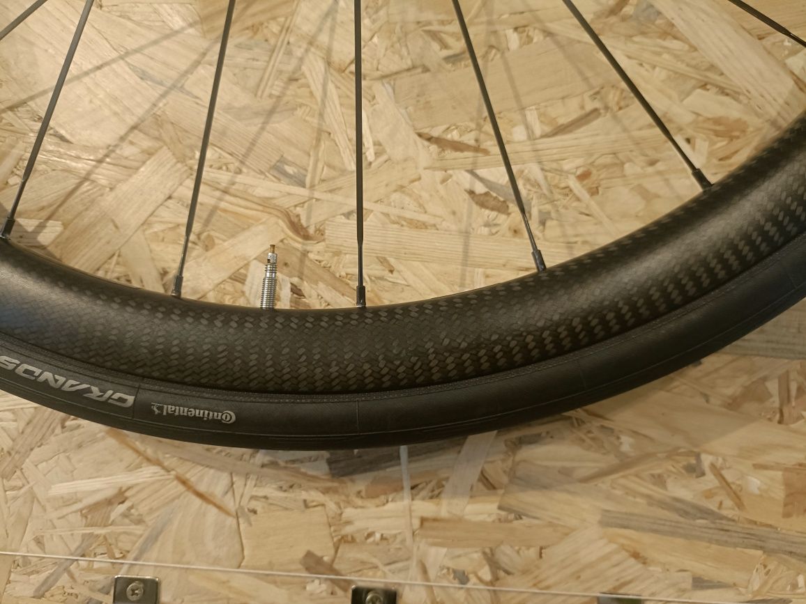 Rodas Mavic cosmic sl 32  c/ pneus
