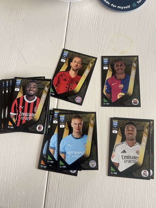 Наклейки стікери Panini FIFA 365 2025