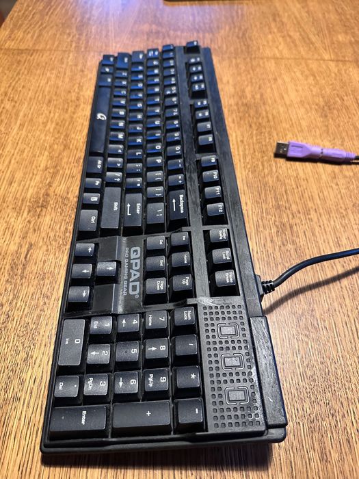 QPAD MK-50 gamingowa klawiatura mechaniczna Cherry MX RED