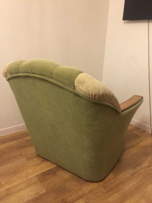 Крісла  м'які б/у - 2шт