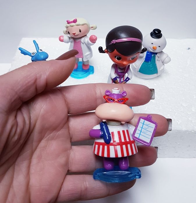 5pcs / Doutora Brinquedos (Portes Incluídos)