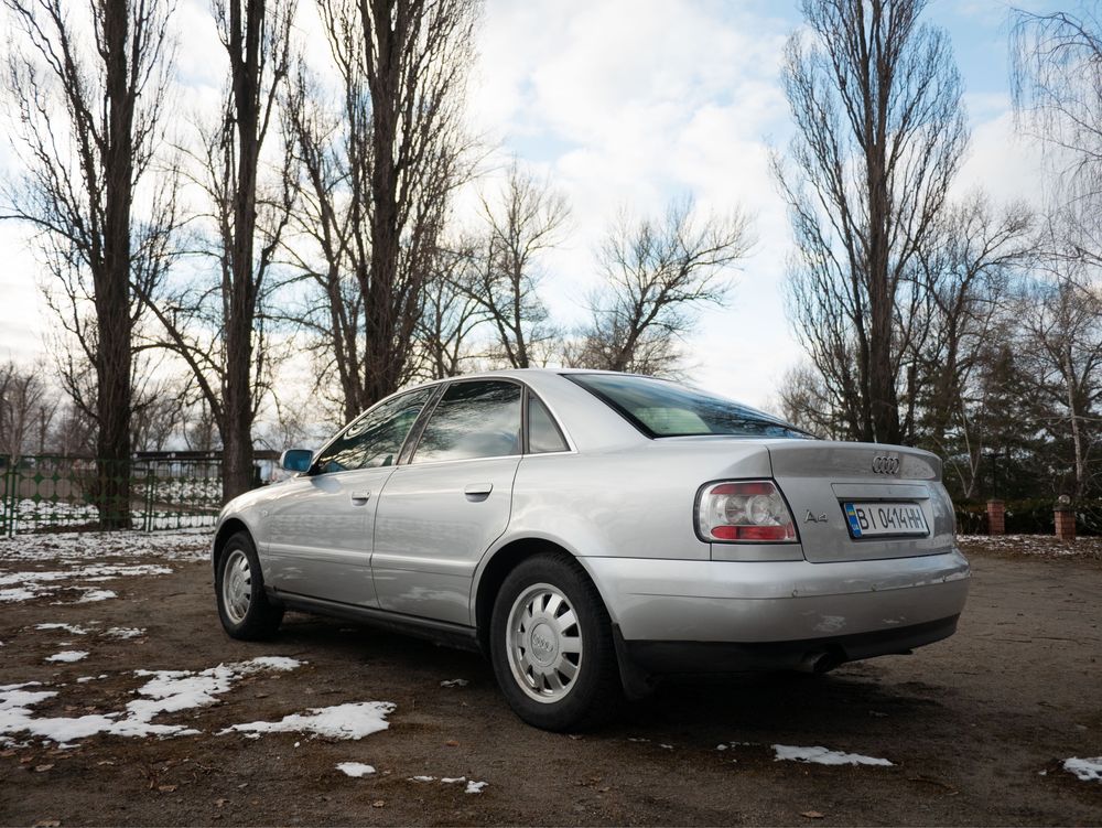 Audi a4 b5 1,8 газ/автомат