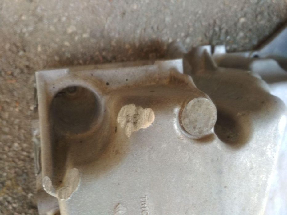 Масляный поддон двигатель 1NRFE Toyota Yaris/Auris 12101-47061