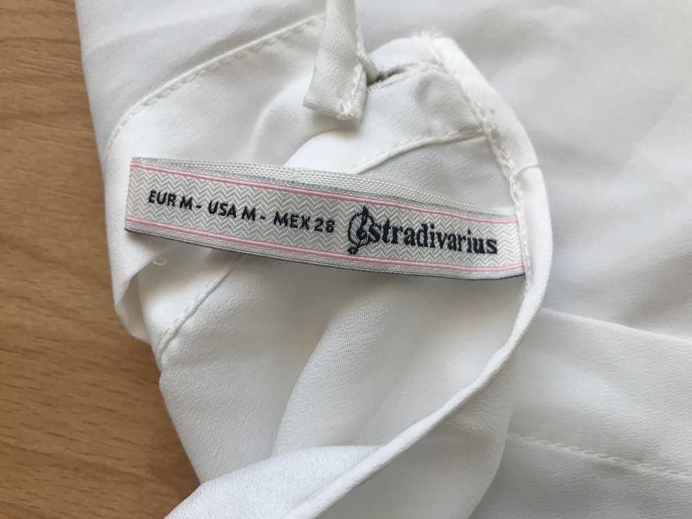 Macacão Stradivarius Branco Tamanho M senhora - Novo Sem Etiqueta