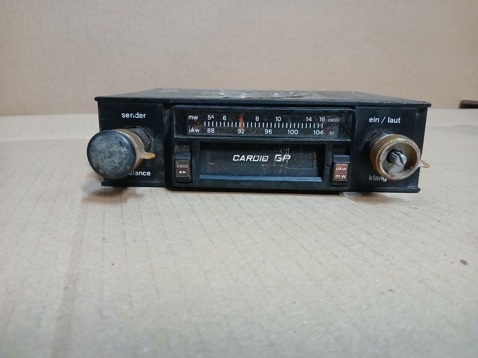 Stare radio samochodowe