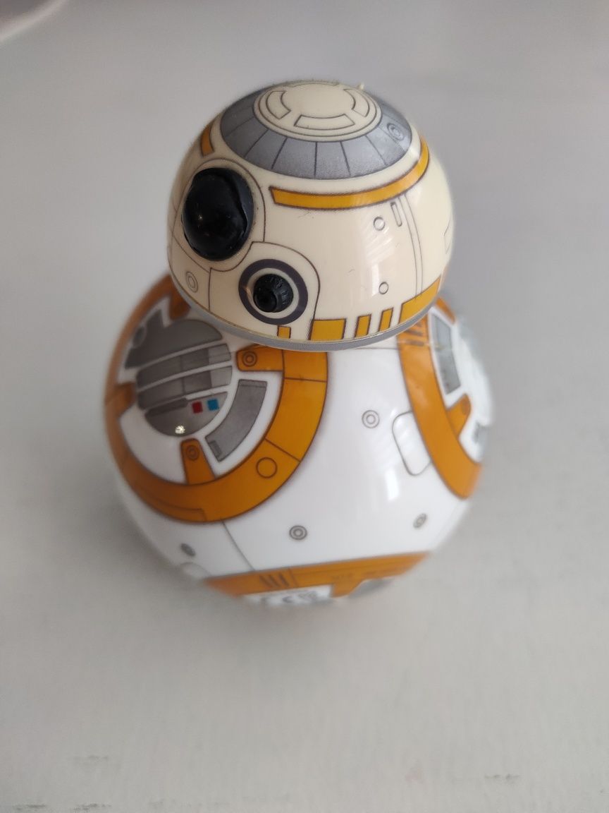 Sphero robot bb8