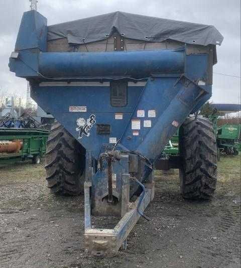 Бункер-перенавантажувач KINZE 640