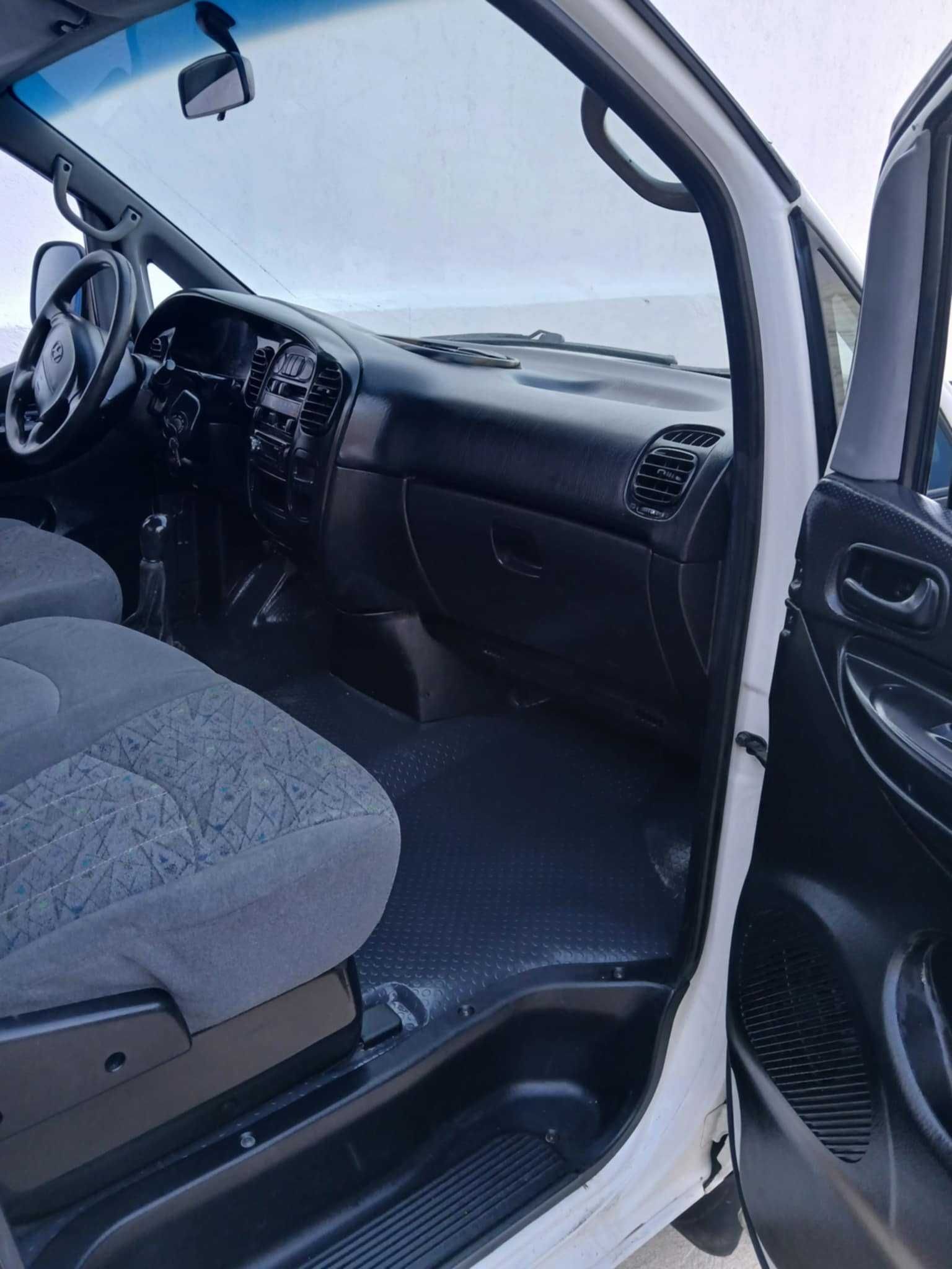 Hyundai H100 como nova!