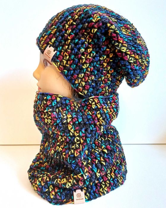 Kolorowy zestaw czapka smerfetka z kominem (z wełną)