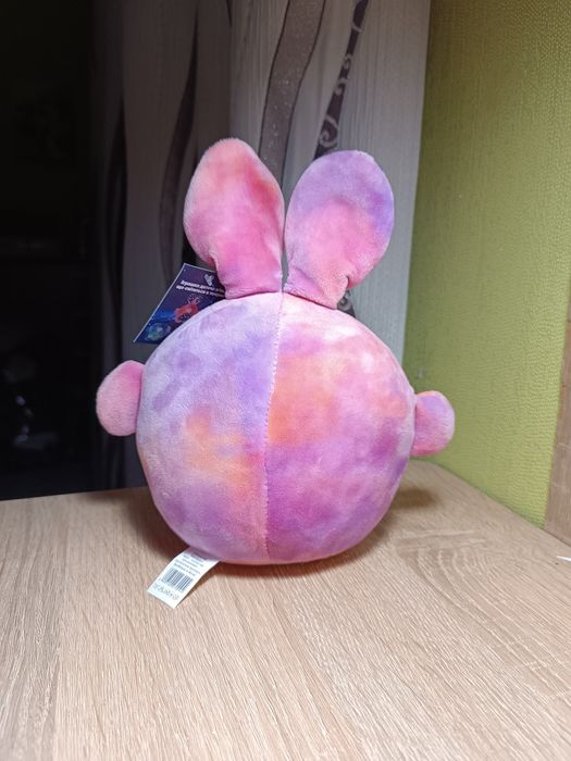 Нова іграшка м'яка, зайчик світиться у темряві.