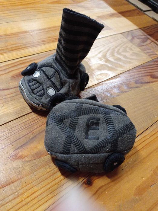 Пінетки (тапочки) для дитини /немовля , розмір 10,5 см