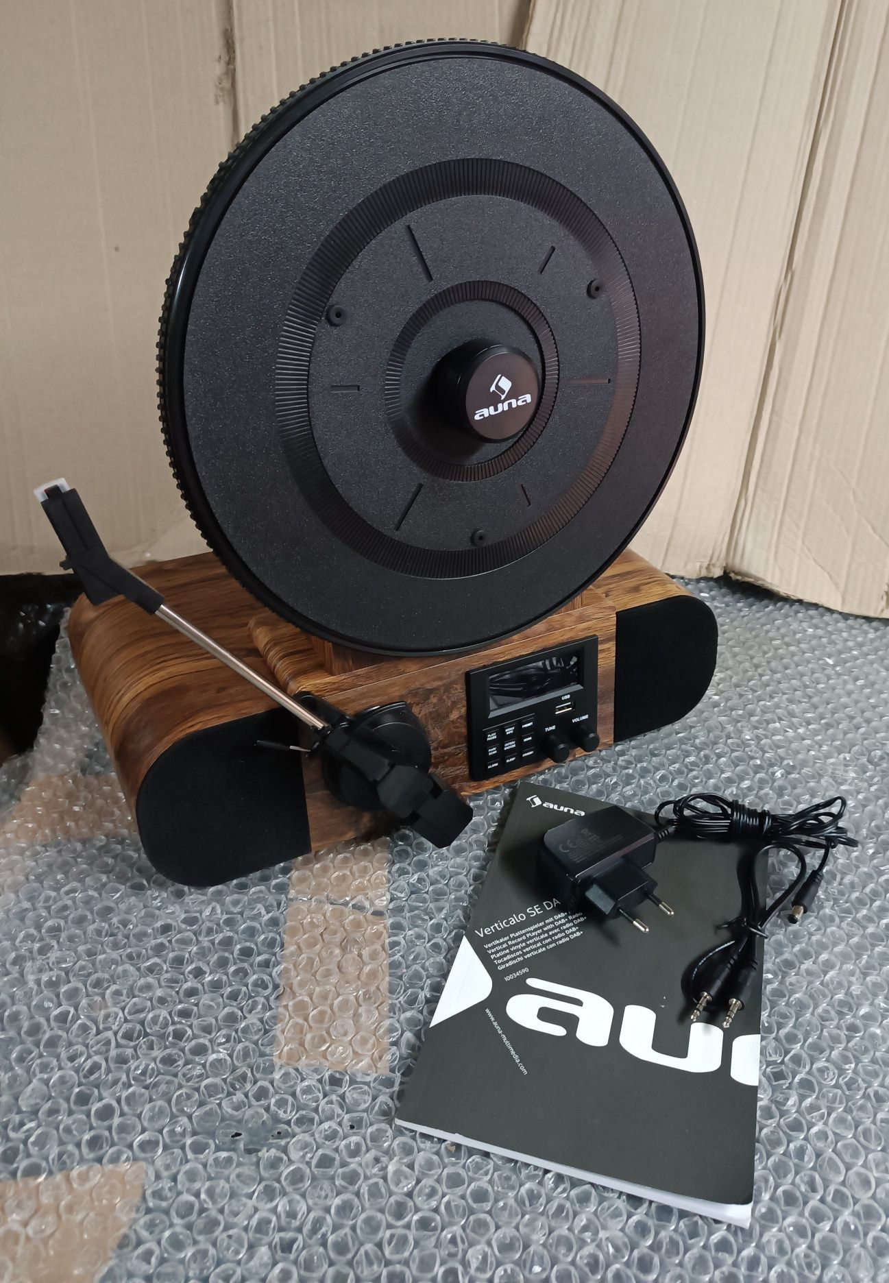 Програвач вінілу Auna Verticalo SE Retro, bt, usb, radio