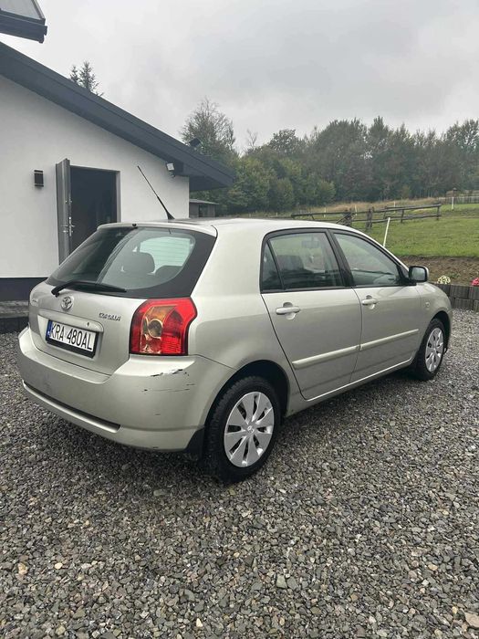 Toyota Corolla 1.4 benzyna