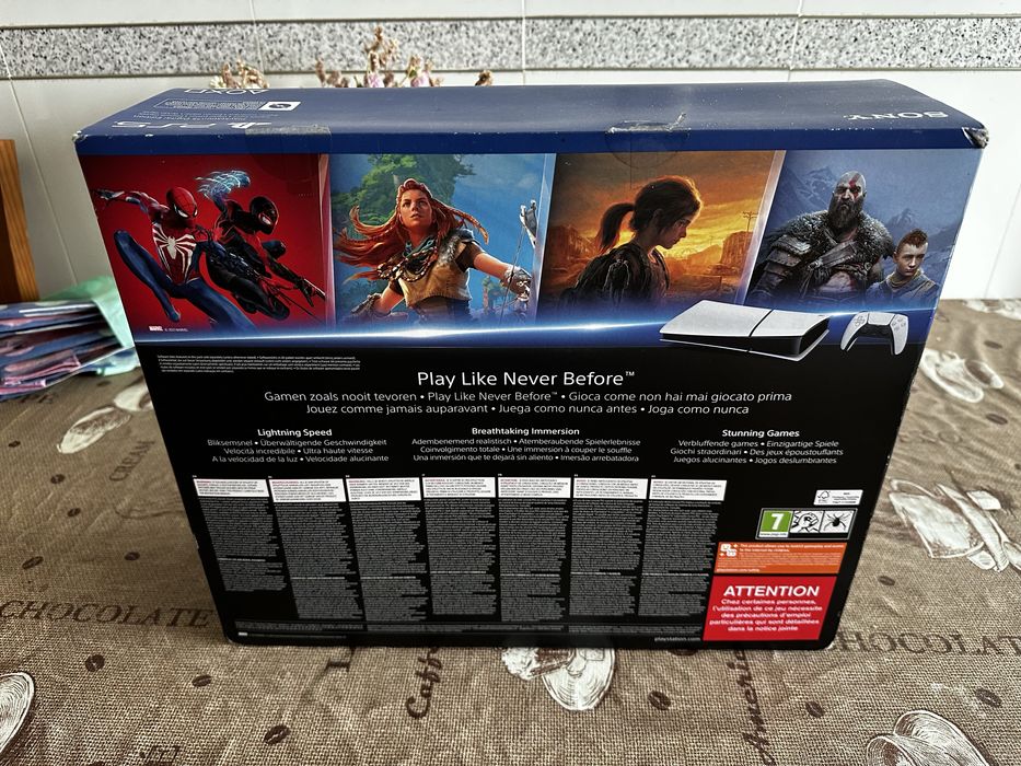 PS5 Slim digital edition como nova, caixa, recibo, garantia