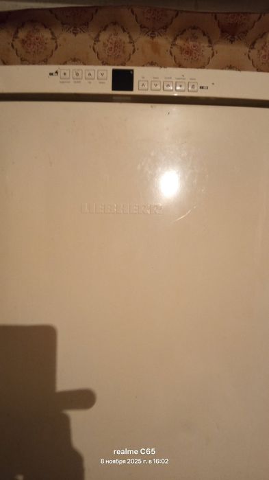 Холодильник LIEBHERR