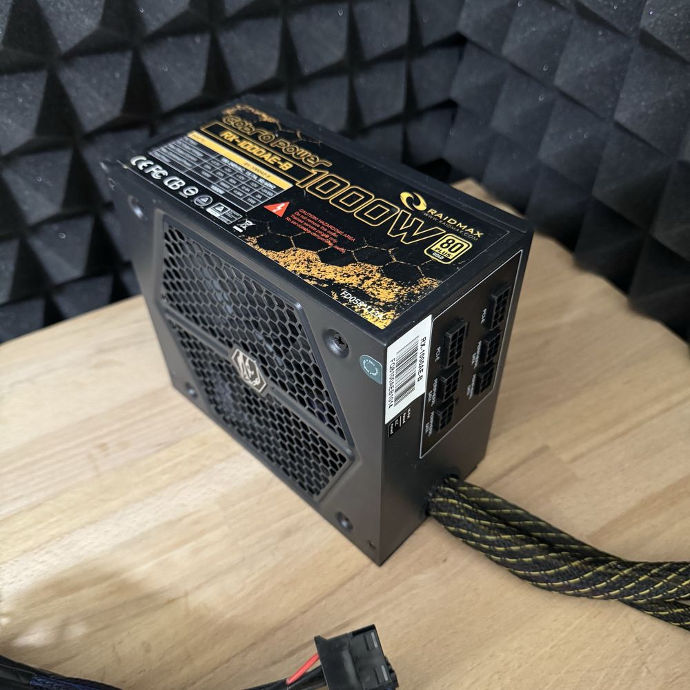 Блок живлення 1000w 80+ Gold Raidmax Cobra