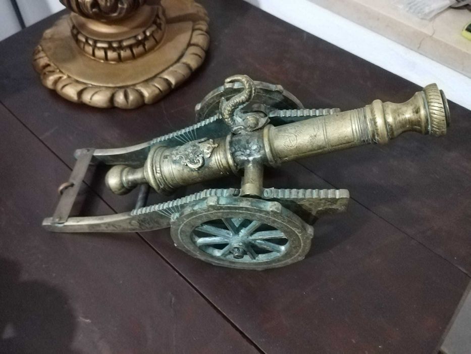 Canhões militares em bronze com brazões - 3 réplicas antigas