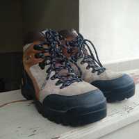 Ботинки непромокаемые Everest Vibram 38 р 26 см стелька