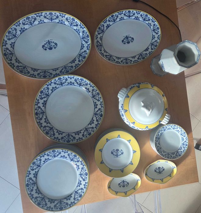 Conjunto Vista Alegre serie "Castelo Branco"