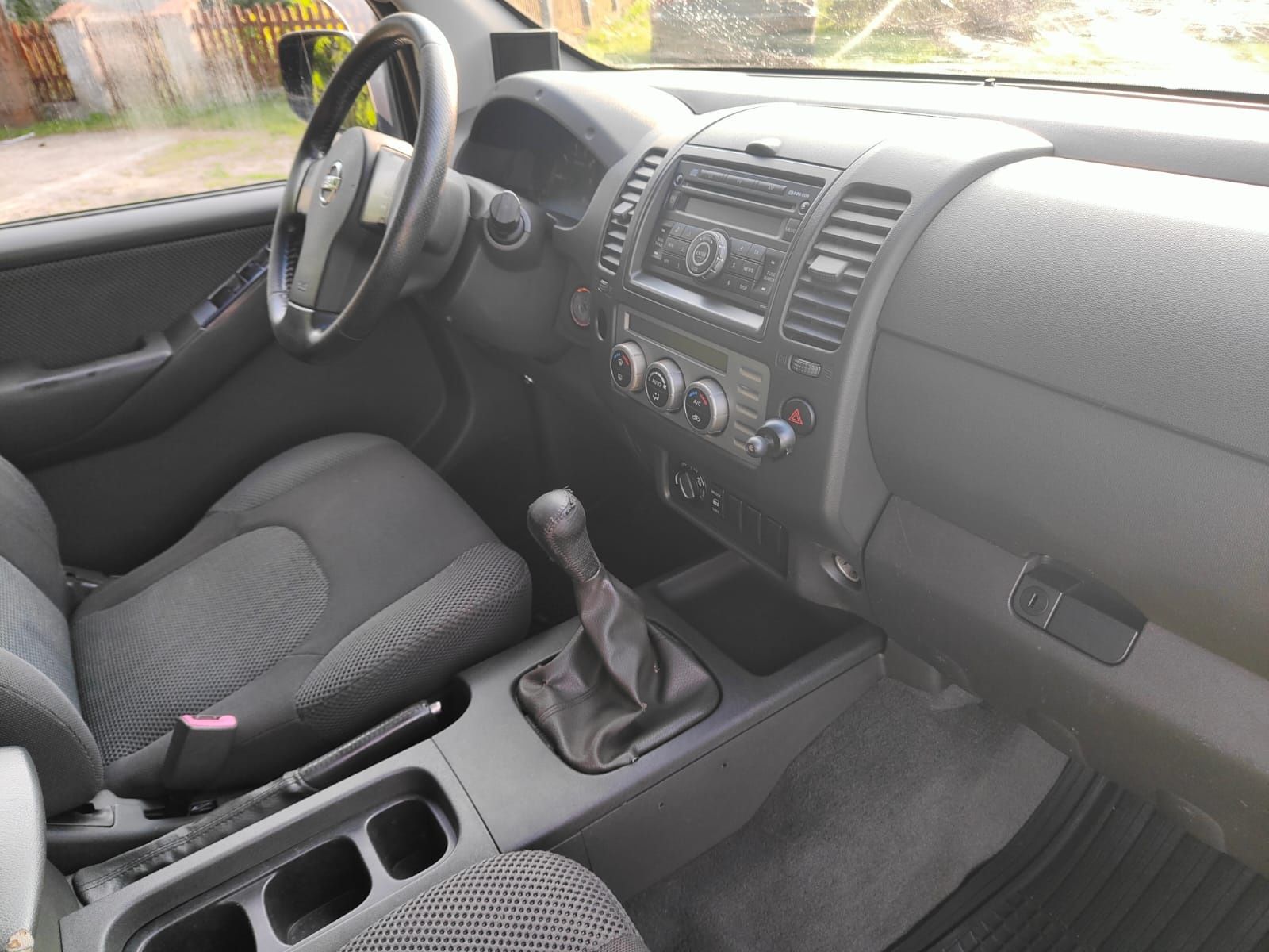 Nissan Navara long