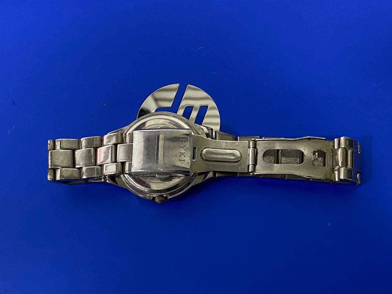 Часы EYKI Quartz (3035WG)