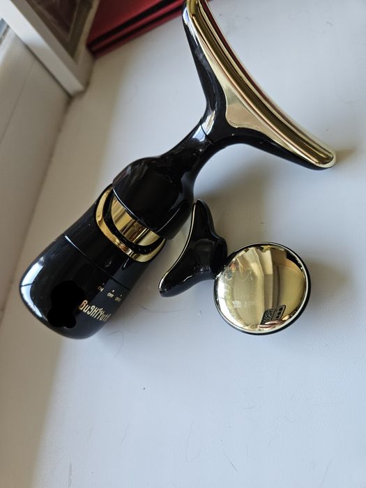 Масажер для обличчя