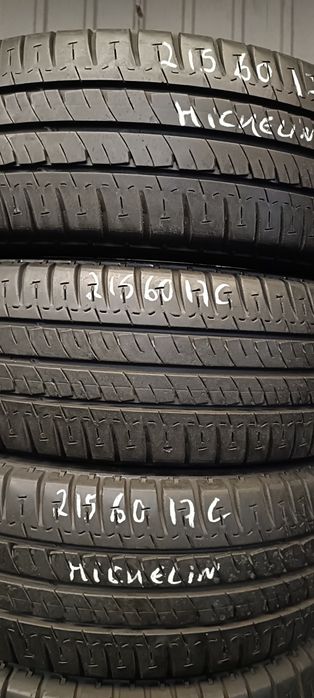 Pneus 215/60/17C