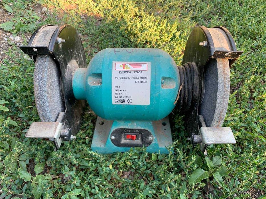 Точильний верстат Intertool DT-0820