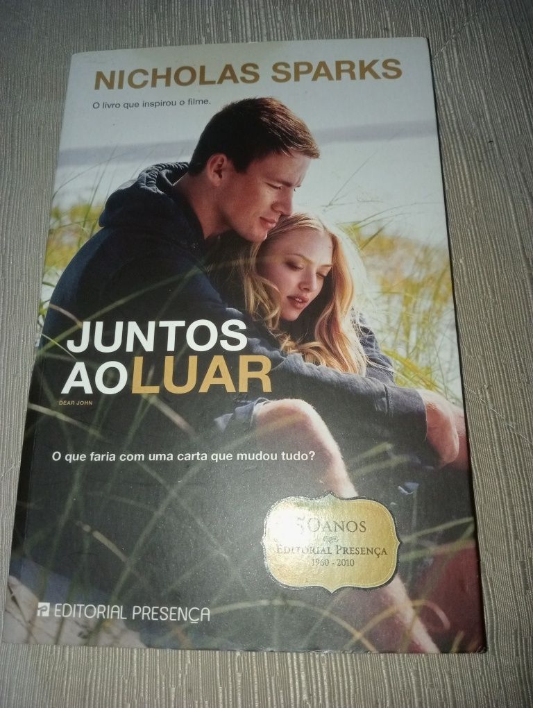 Livro - Juntos ao Luar