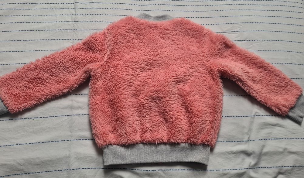 Misiowa bluza dla dziewczynki.