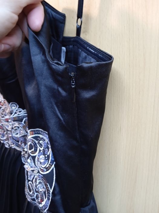 Sukienka wieczorowa imprezowa czarna rozm 40