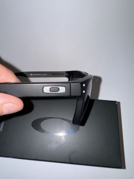 Нові оригінальні окуляри Oakley Holbrook