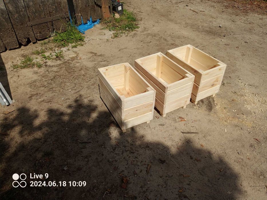 Donice ogrodowe drewniane