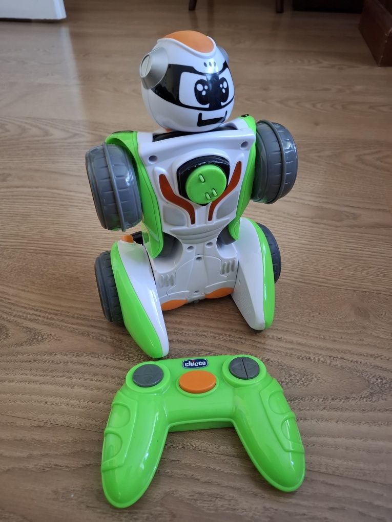 Robot Chicco na pilota