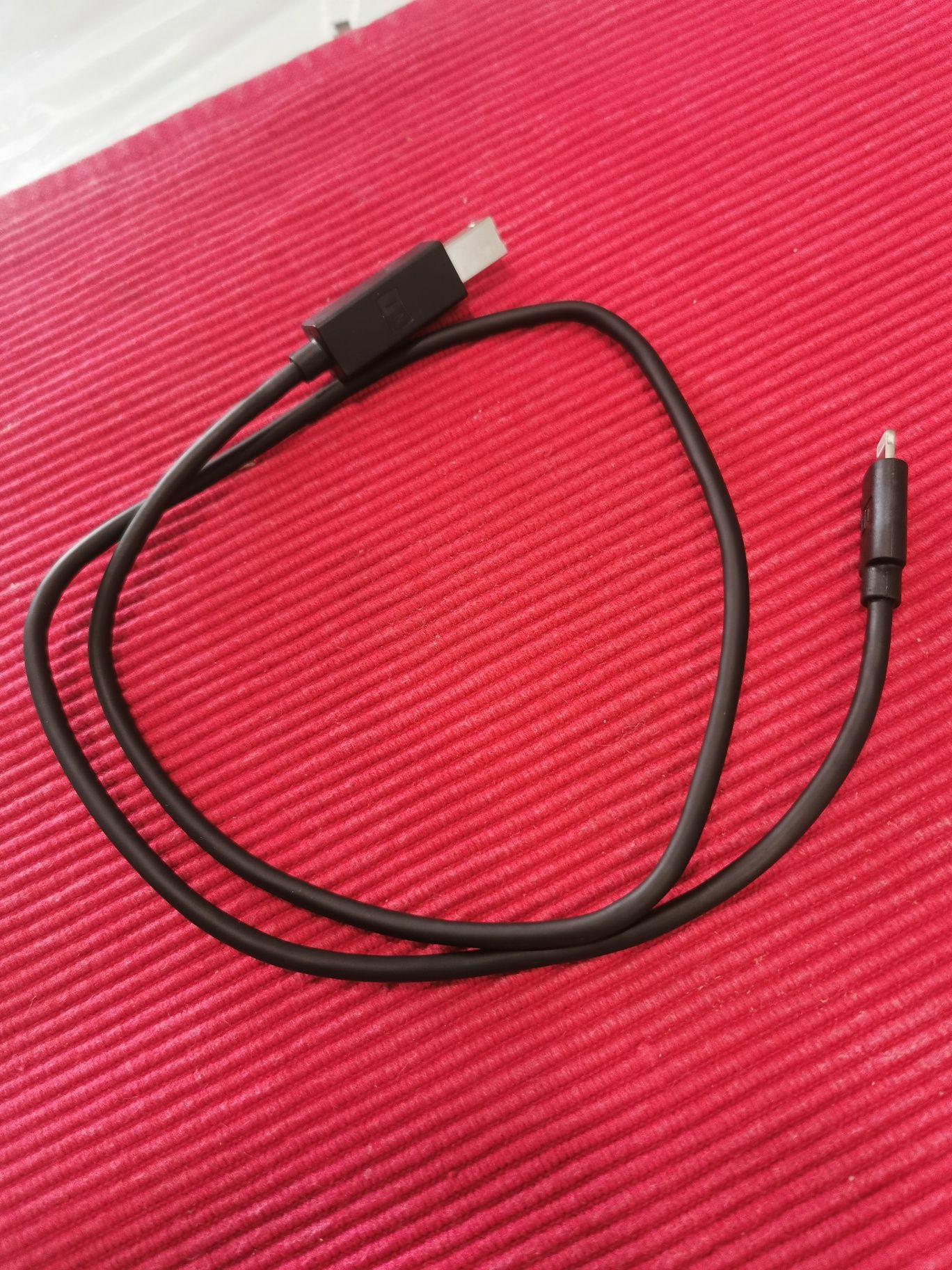 Cabo lightning usb b