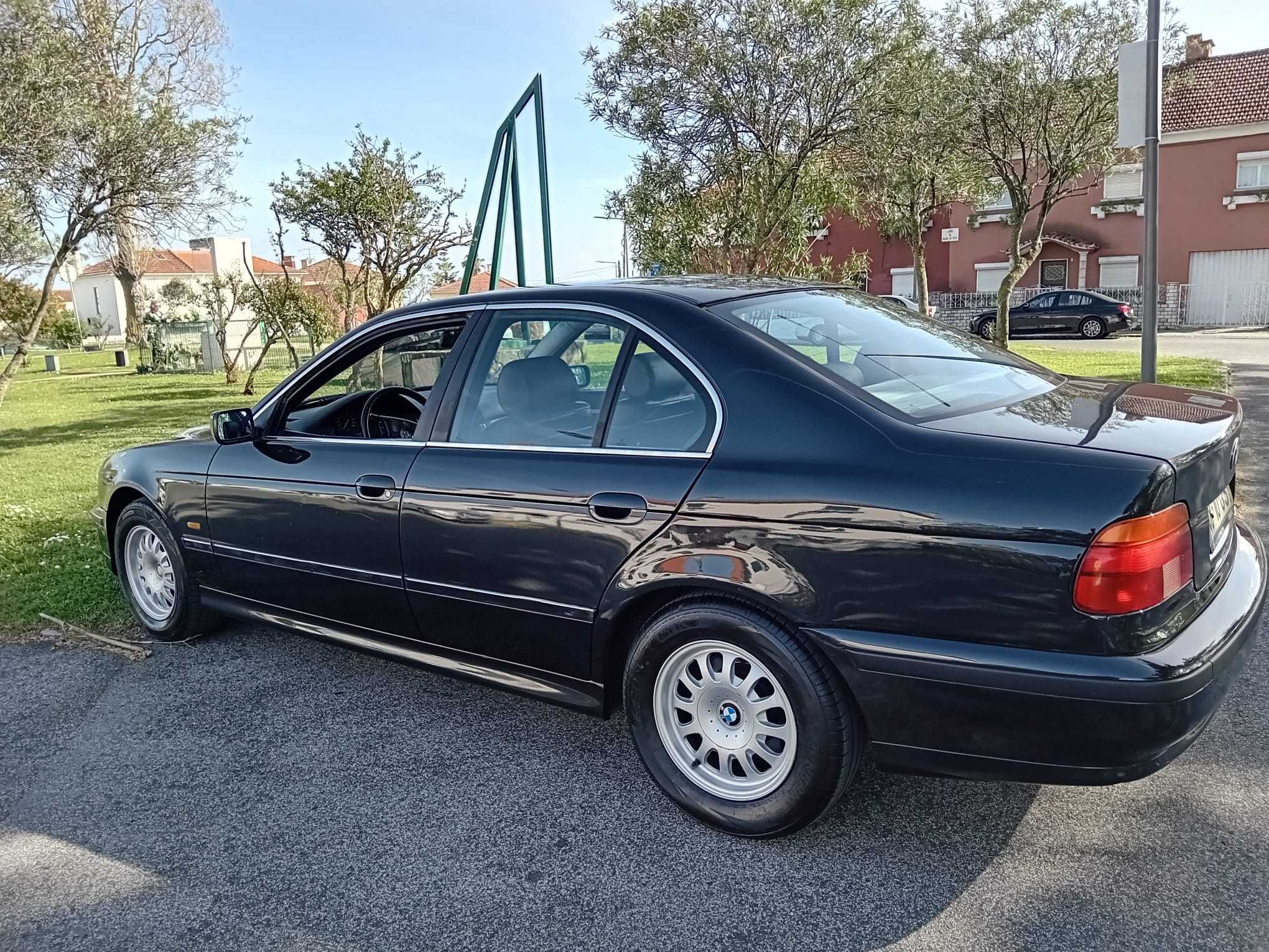 BMW E39 525 TDS ano 2000