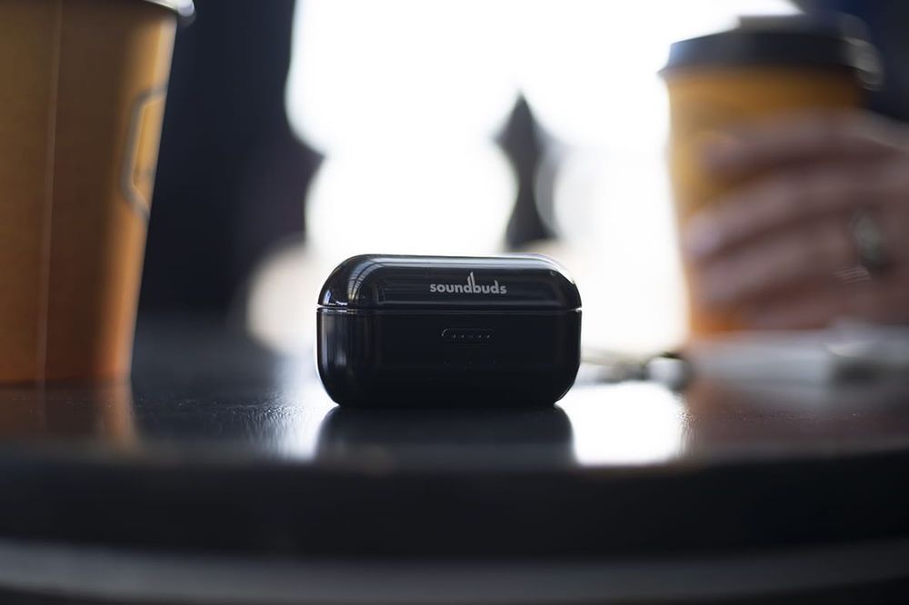 Cyrus SoundBuds Bezprzewodowe Słuchawki Douszne Nowe,