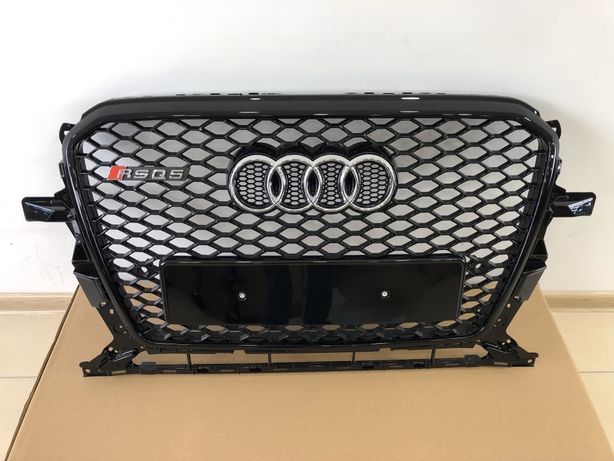 Решетка радиатора Ауди Audi Q5 в стиле RS A хром кольца 12-16год
