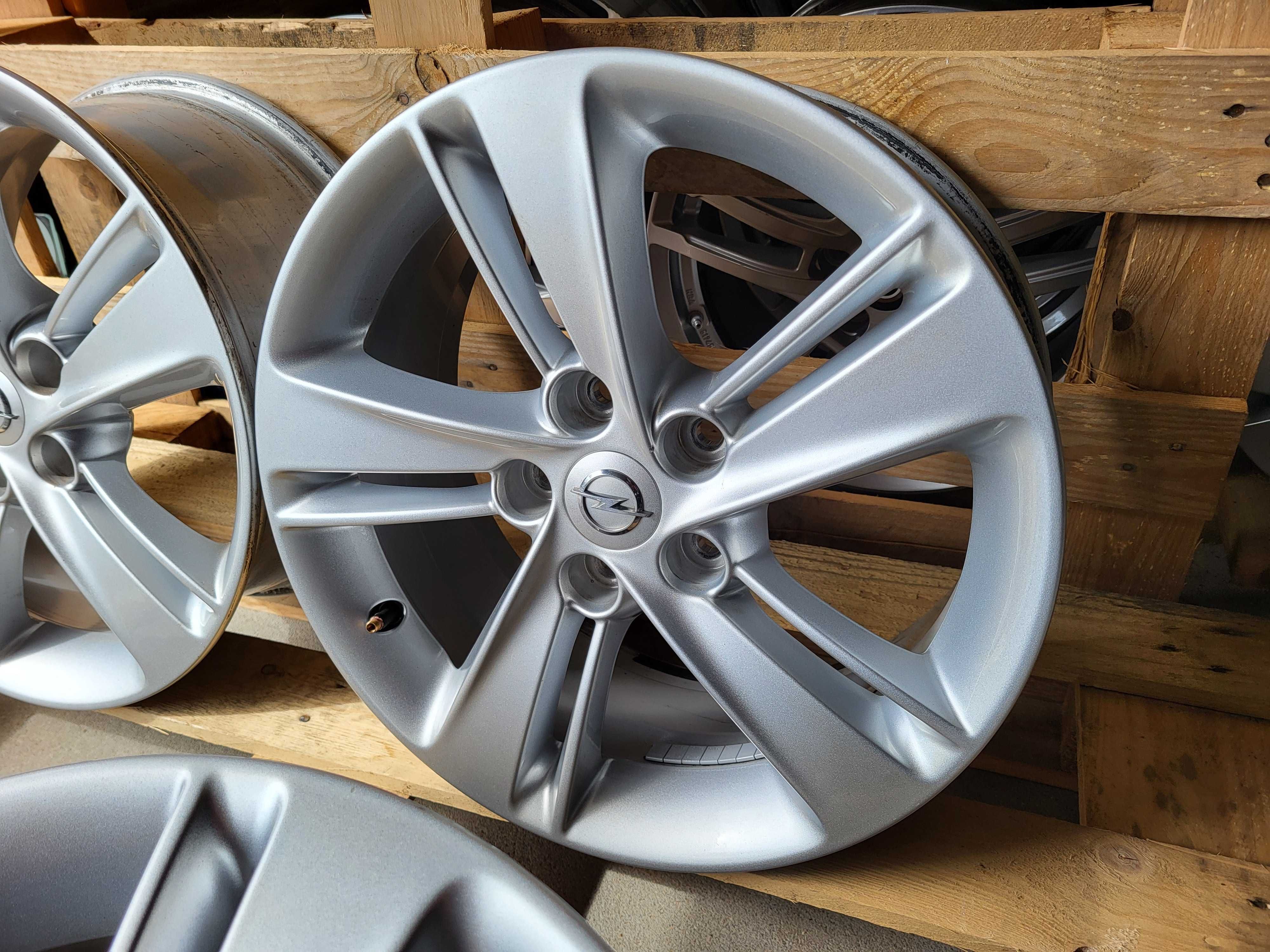 [698] Felgi aluminiowe 17 Cali 5x115 Opel Oryginal INSIGNIA B ASTRA