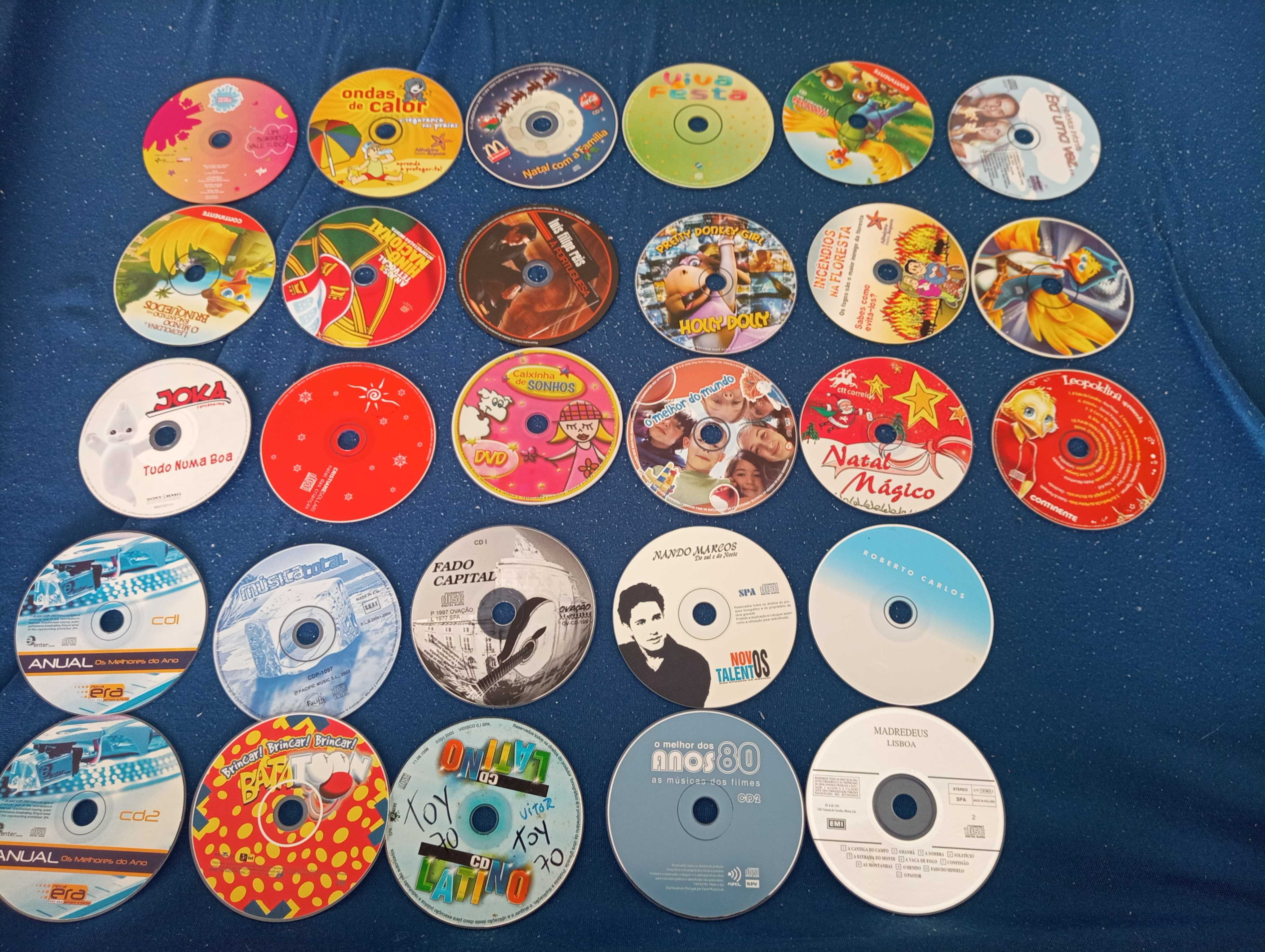 Vende-se diversos CDs
