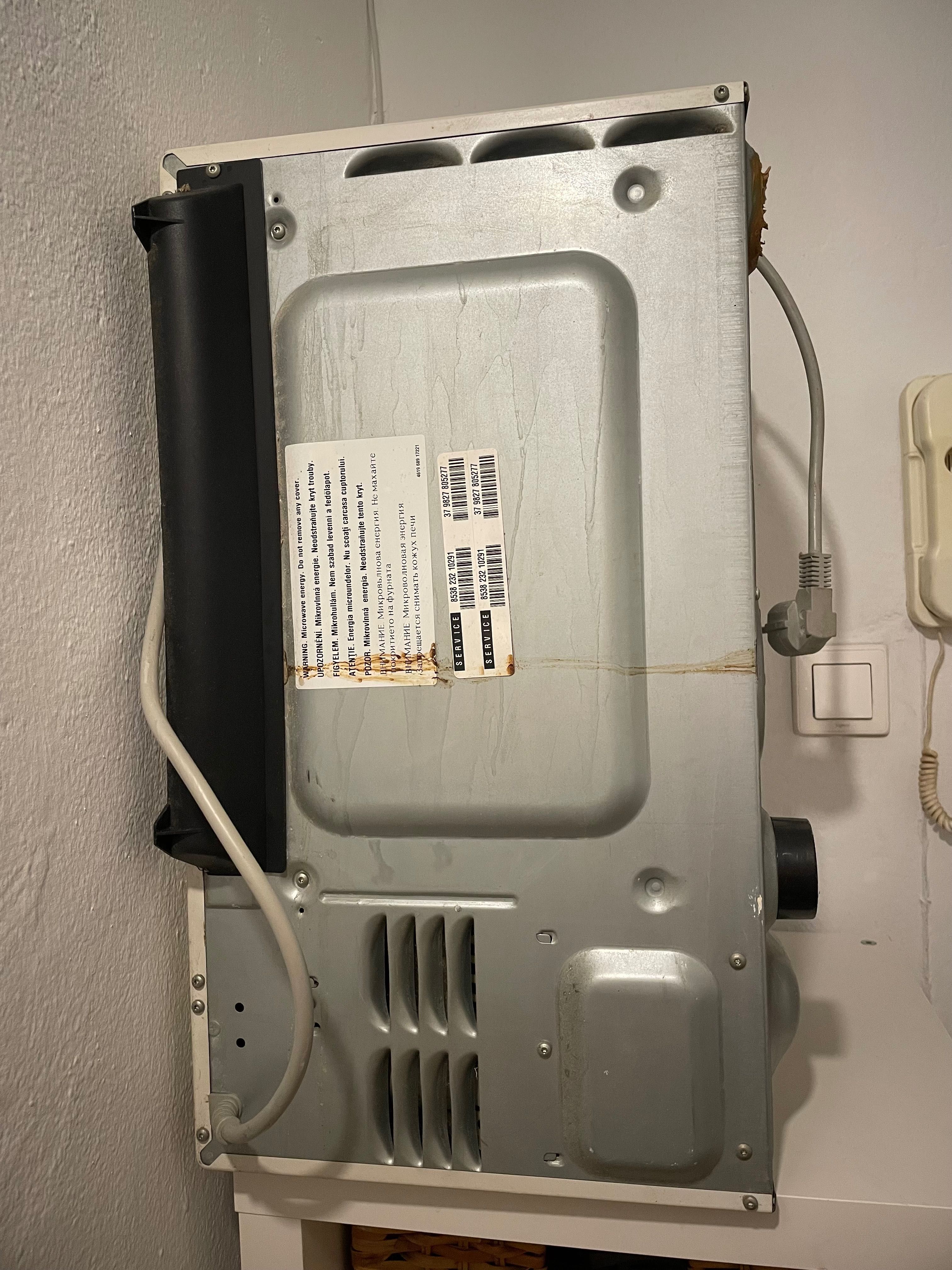 mikrofalówka Whirlpool MT-232 uszkodzona