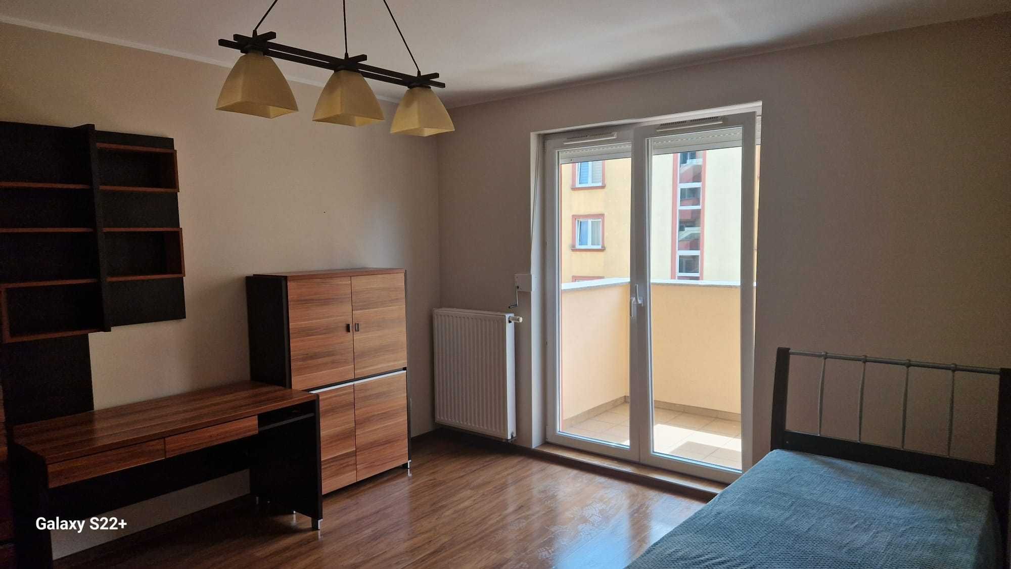Wynajmę pokój w mieszkaniu 3 pokojowym. Wrocław, Krzyki, Huby