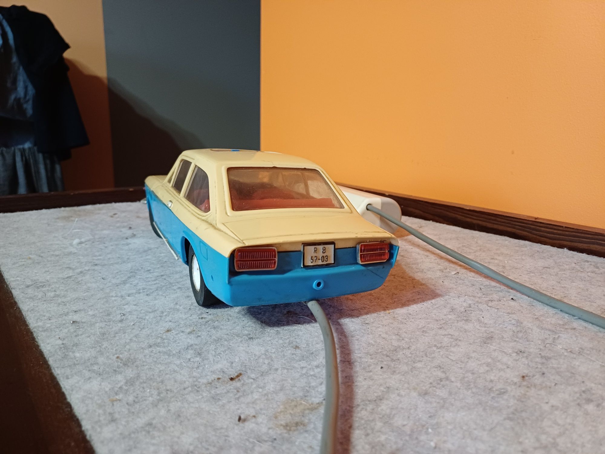 Fiat coupe na kablu ddr