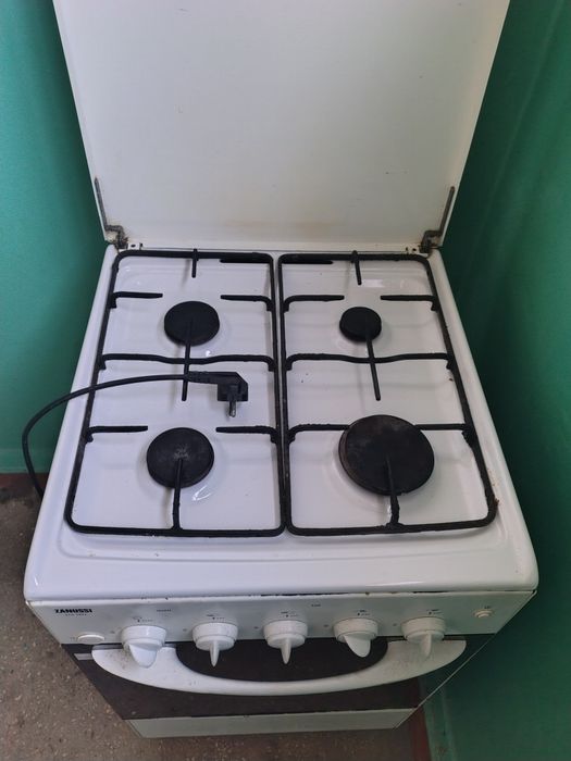 Газова плита Zanussi