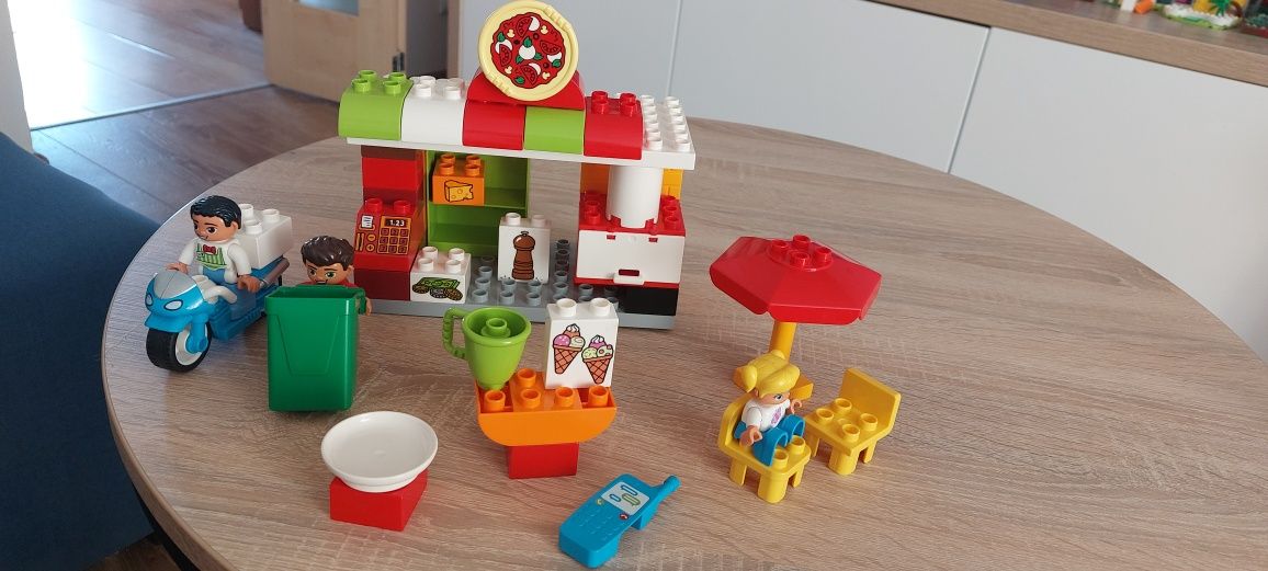 Lego Duplo Zestaw Pizzeria 10834