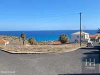 Terreno com 590 m2 na Ilha do Porto Santo