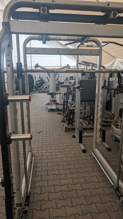 maszyna smitha z klatka Star Trac bardzo rzadki life fitness technogym