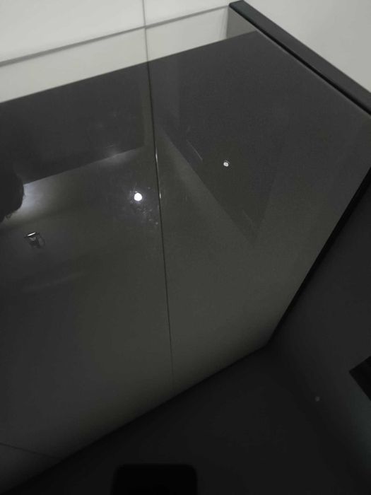 Stolik/biurko metalowy ze szklanym blatem