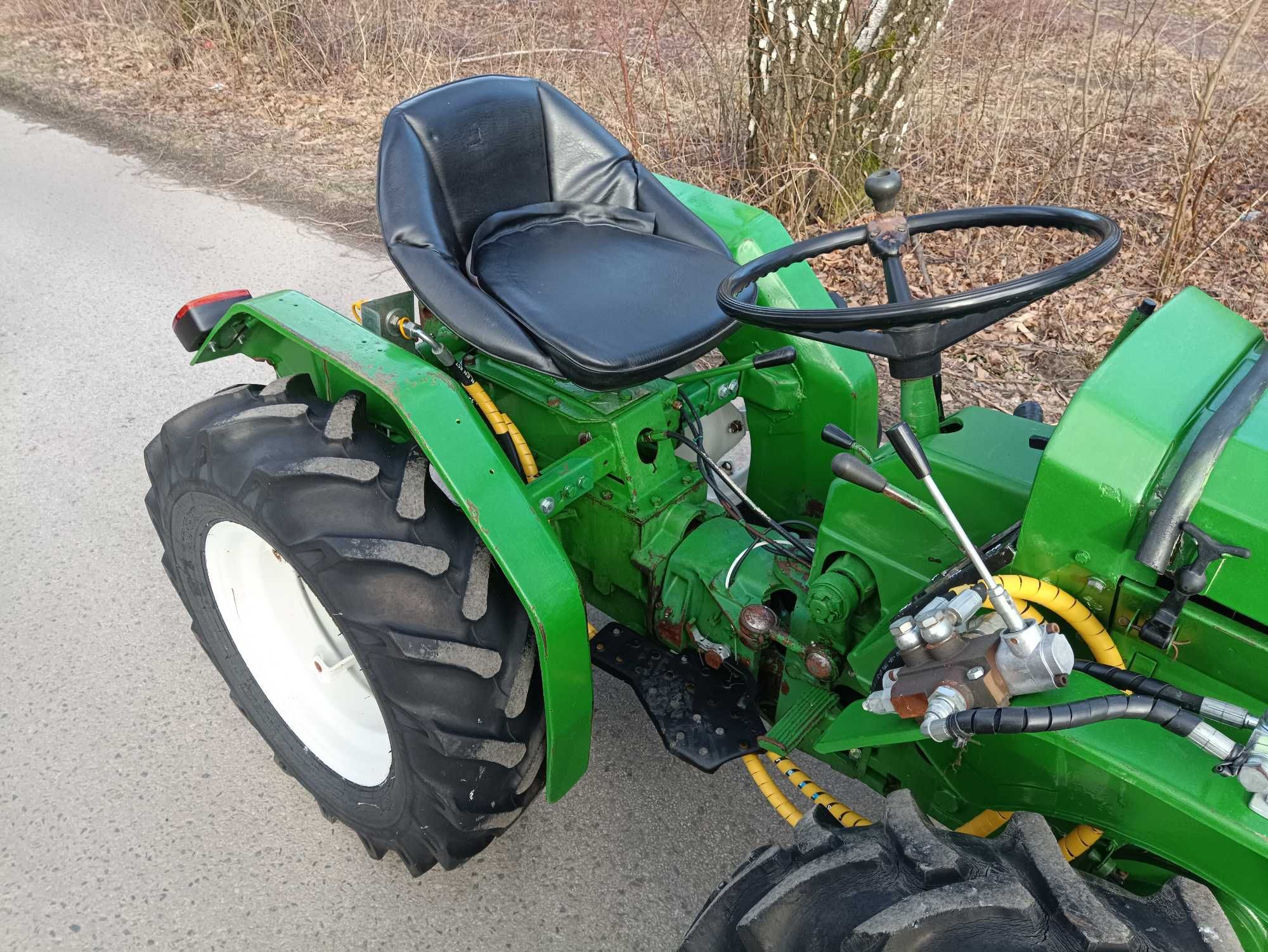 Traktorek FERRARI 75 4x4 30KM Lombardini ( goldoni valpadana tv521 )